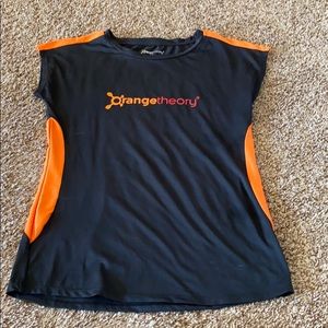Orangetheory coach shirt size Medium